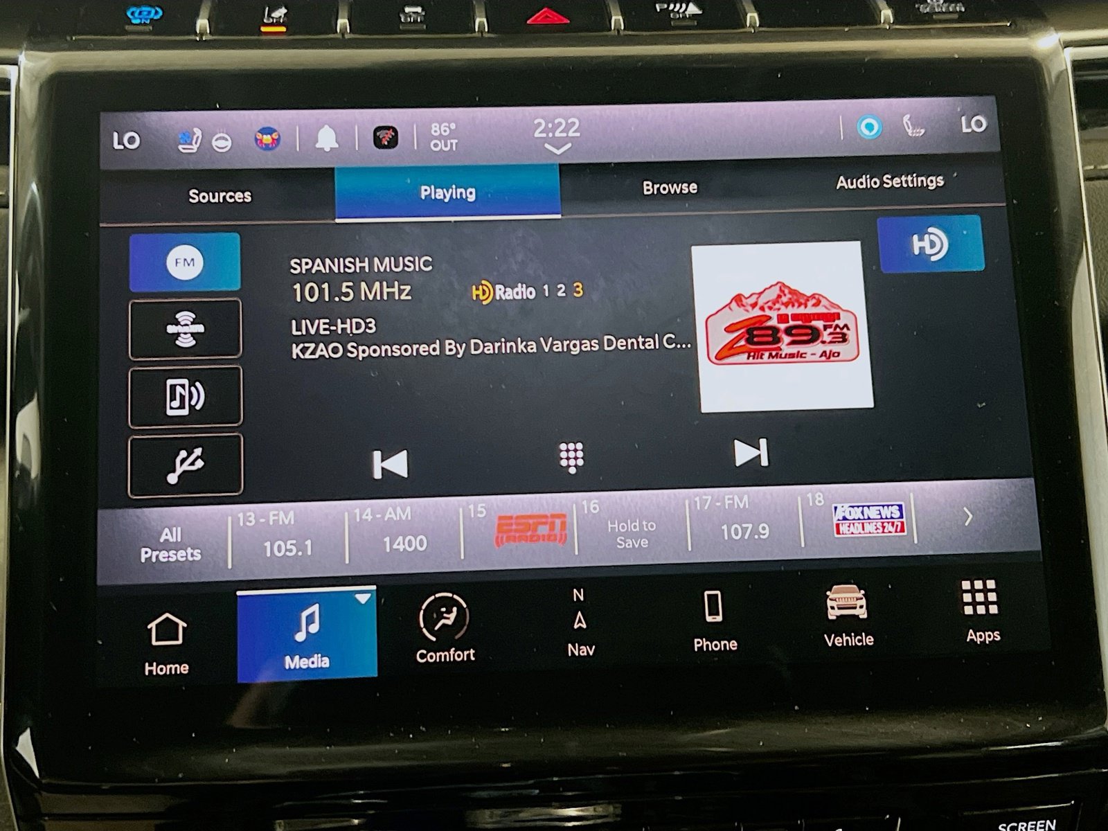 Used 2023 Jeep Grand Cherokee 4WD 4xe w/ Luxury Tech Group II image 11