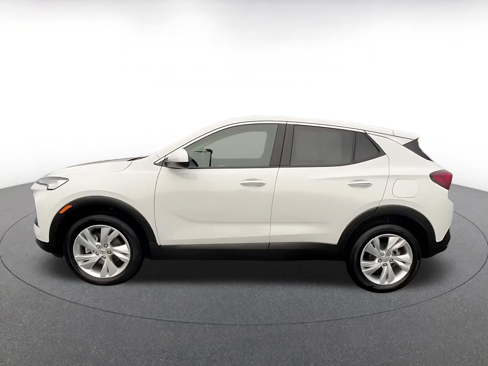 Used 2025 Buick Encore GX Preferred image 9