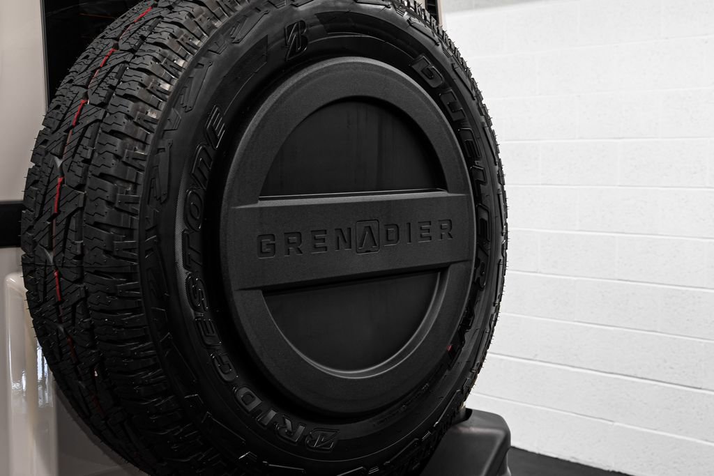 Used 2025 INEOS Grenadier image 17