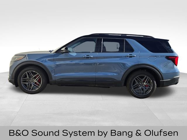 Certified 2025 Ford Explorer ST w/ Sun And Sound Package image 7