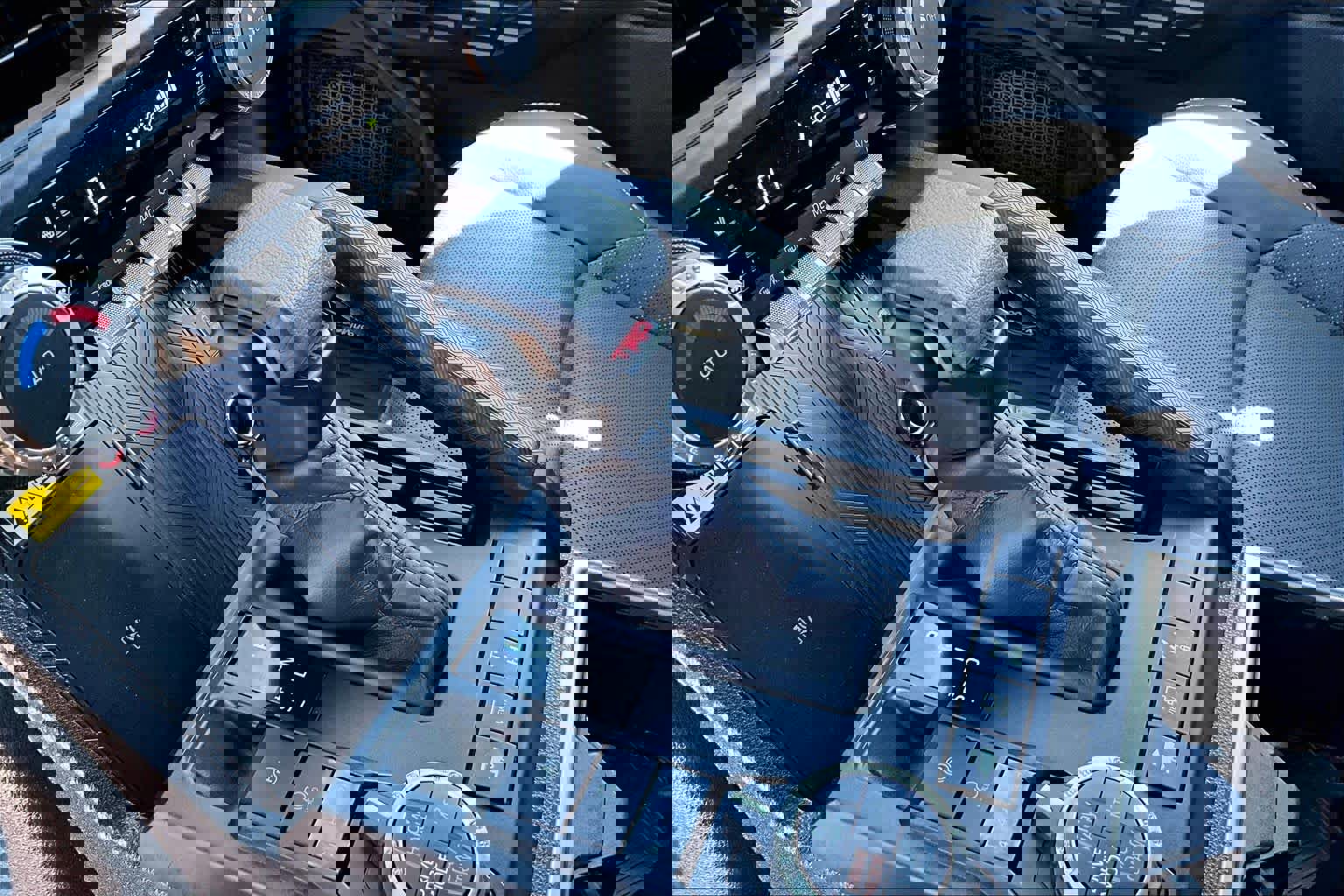 Used 2025 Toyota 4Runner TRD Off-Road Premium w/ Tow Technology Package image 16