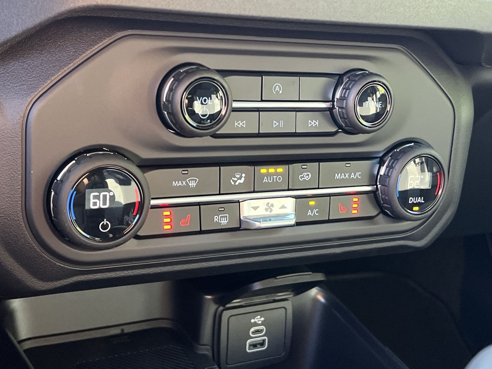 New 2026 Ford Bronco Big Bend AWD/4WD image 21