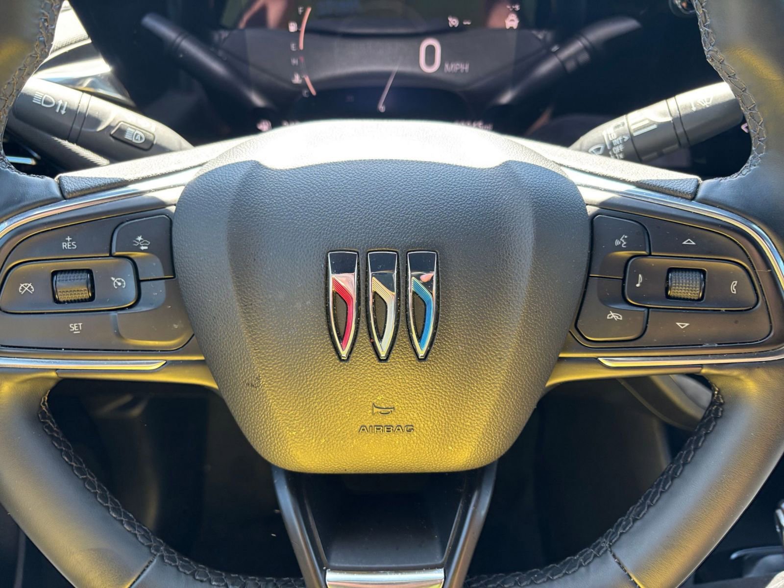 Used 2025 Buick Envista Sport Touring FWD image 27