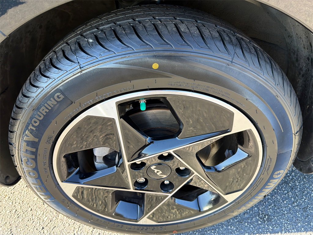 Used 2023 Kia Soul EX image 11