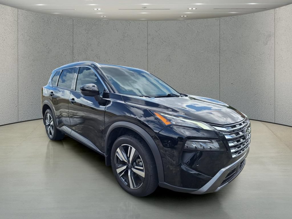 Used 2024 Nissan Rogue SL w/ SL Premium Package FWD image 7