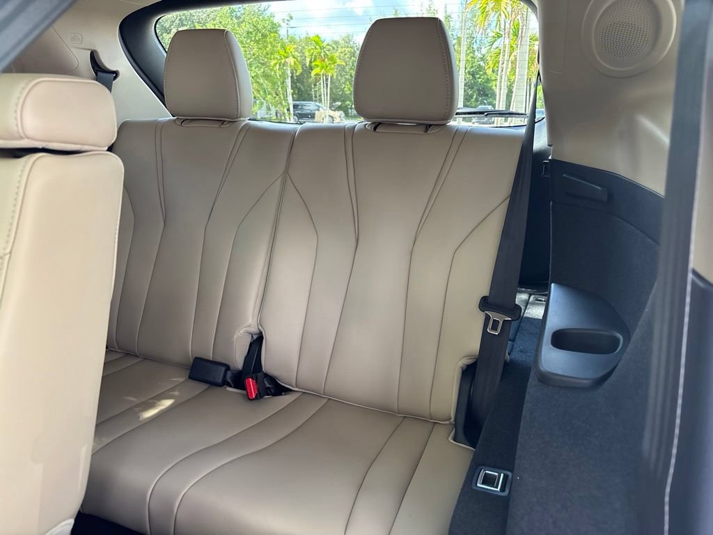 New 2026 Acura MDX w/ Technology Package FWD image 18