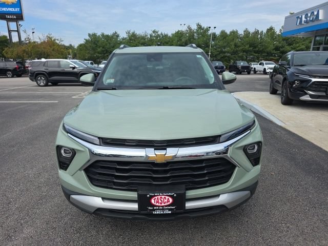 Used 2026 Chevrolet TrailBlazer LT AWD/4WD image 3