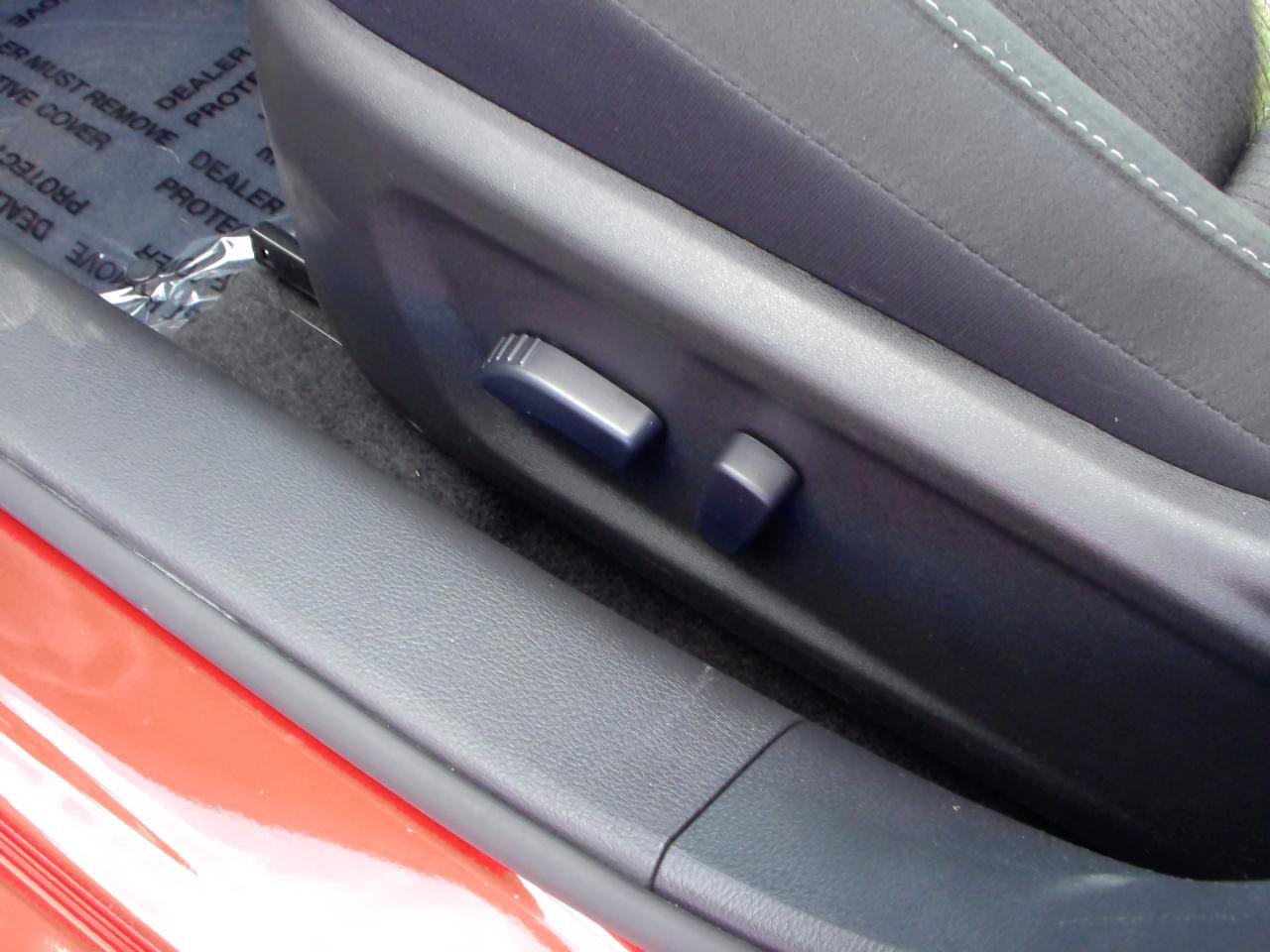 Used 2024 Nissan Altima 2.5 SV FWD image 13