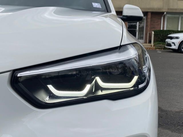 Used 2022 BMW X5 xDrive40i w/ Premium Package image 14