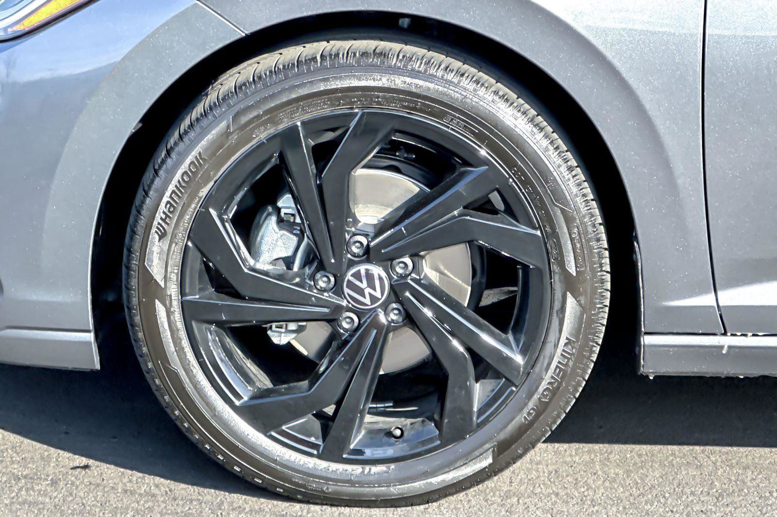 New 2026 Volkswagen Jetta SE image 23