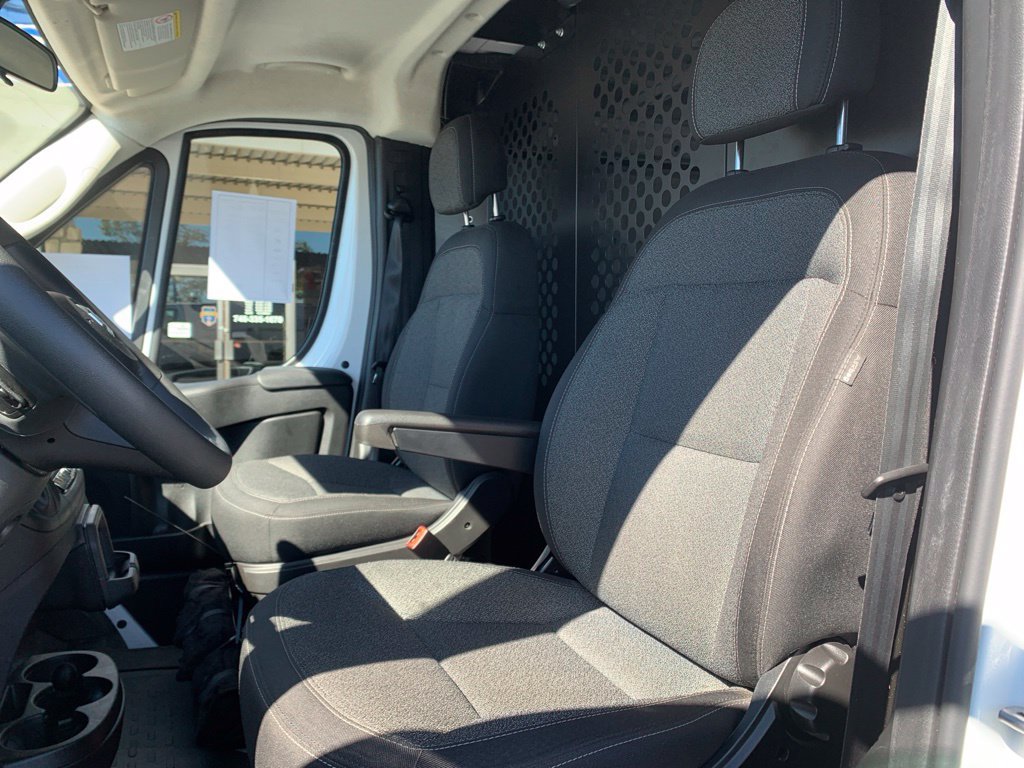 Used 2025 RAM ProMaster 2500 w/ U-Haul Equipment Group FWD image 19