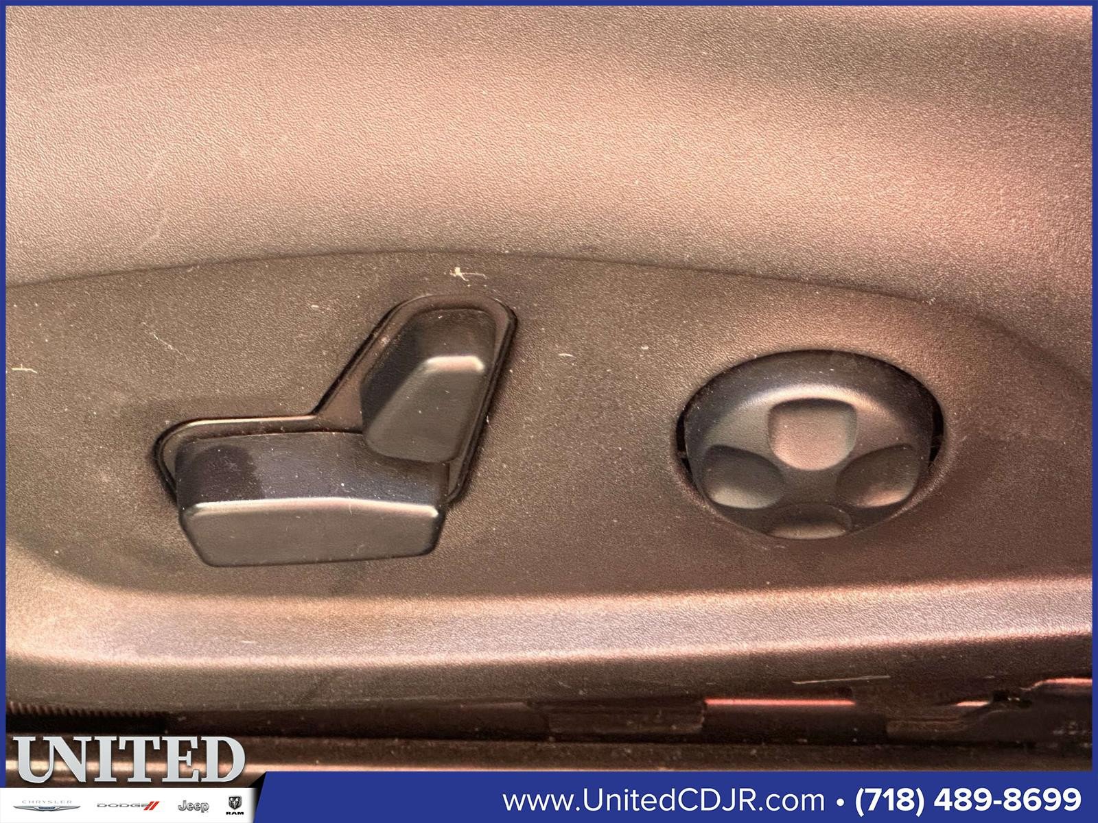 Used 2019 Jeep Compass Limited image 14