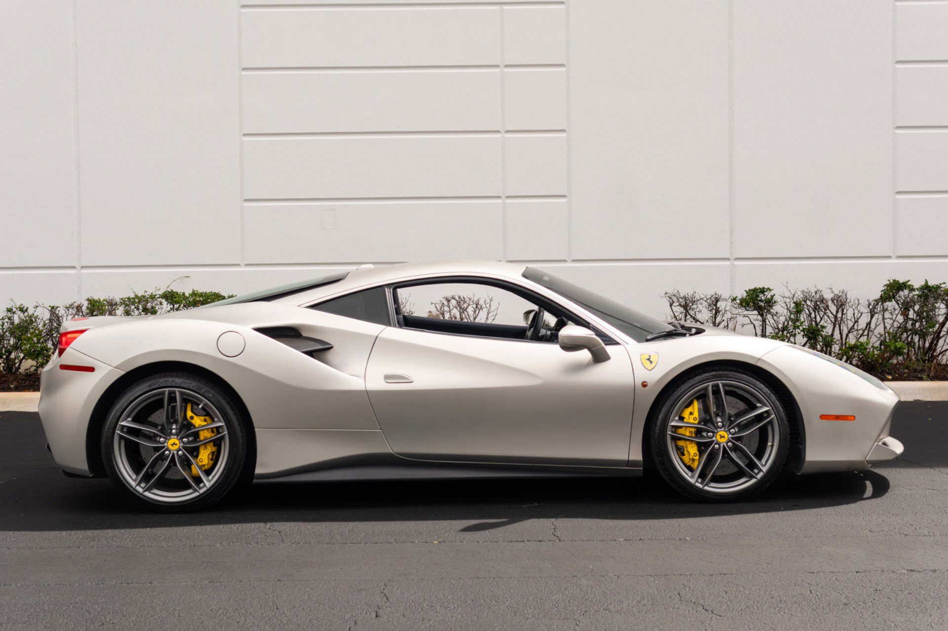 Used 2016 Ferrari 488 GTB image 14