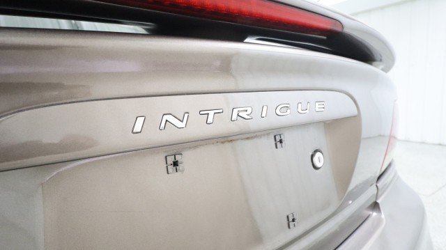 Used 2002 Oldsmobile Intrigue GL w/ Sun & Sound Pkg FWD image 21