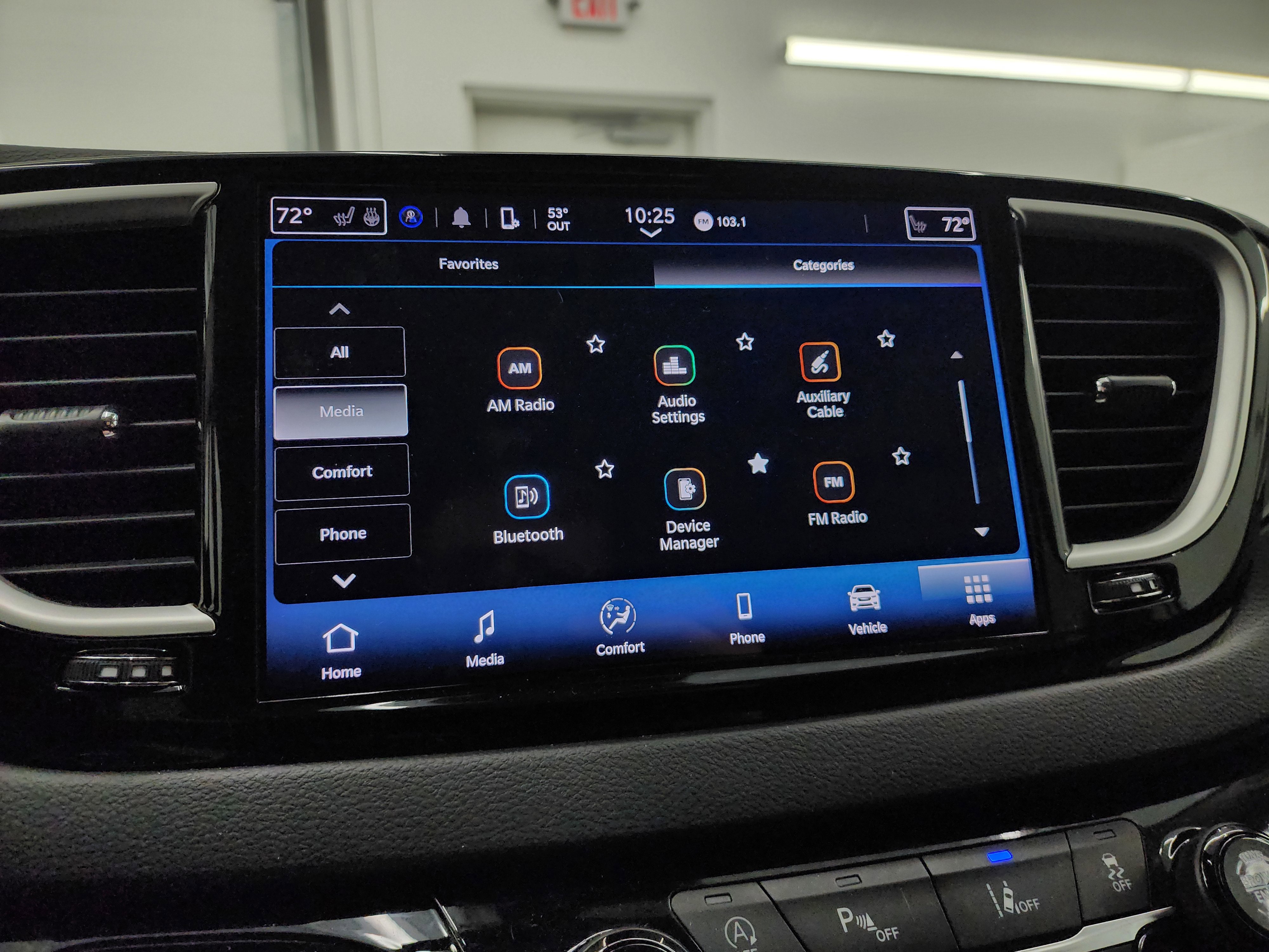 Used 2024 Chrysler Pacifica Touring-L image 54