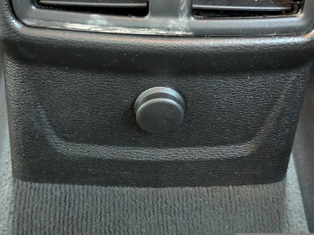 Used 2018 BMW X1 sDrive28i image 16