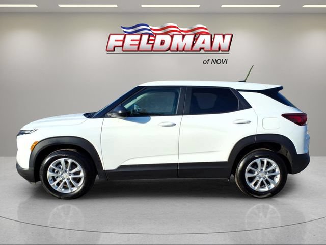 Used 2026 Chevrolet TrailBlazer LS w/ LS Convenience Package FWD image 2
