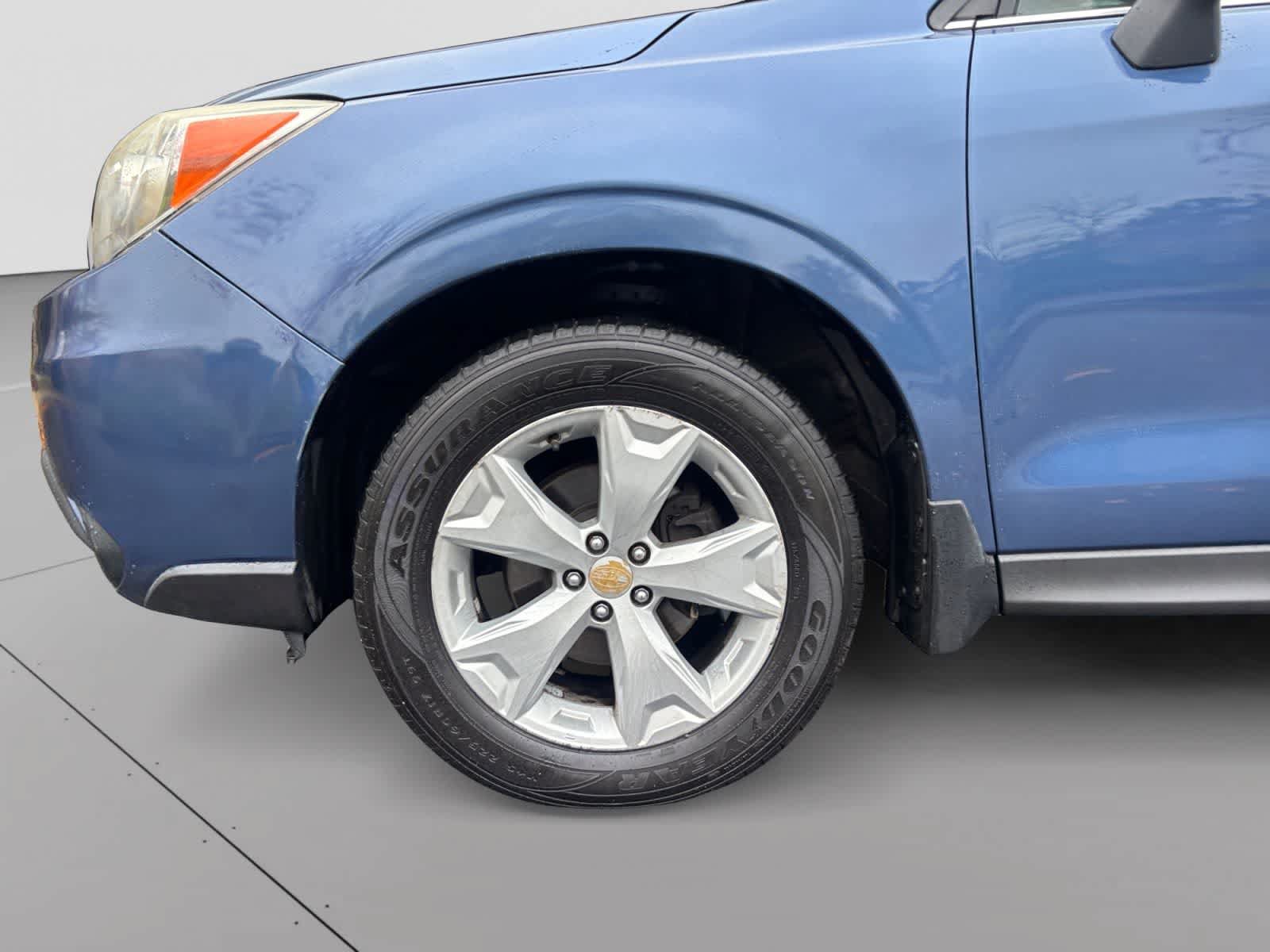 Used 2014 Subaru Forester 2.5i Limited AWD/4WD image 6