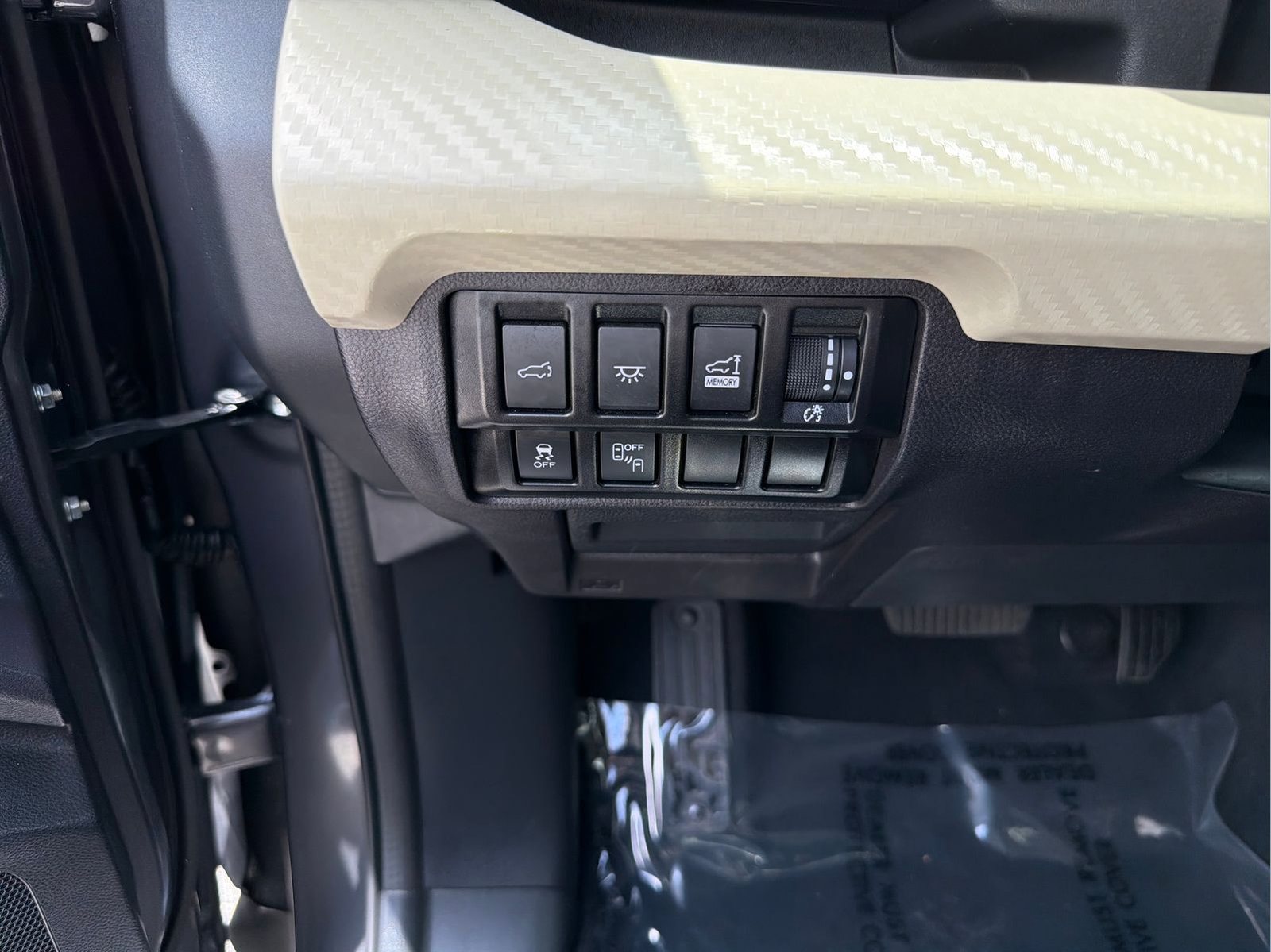 Used 2022 Subaru Ascent Premium w/ Convenience Package AWD/4WD image 13