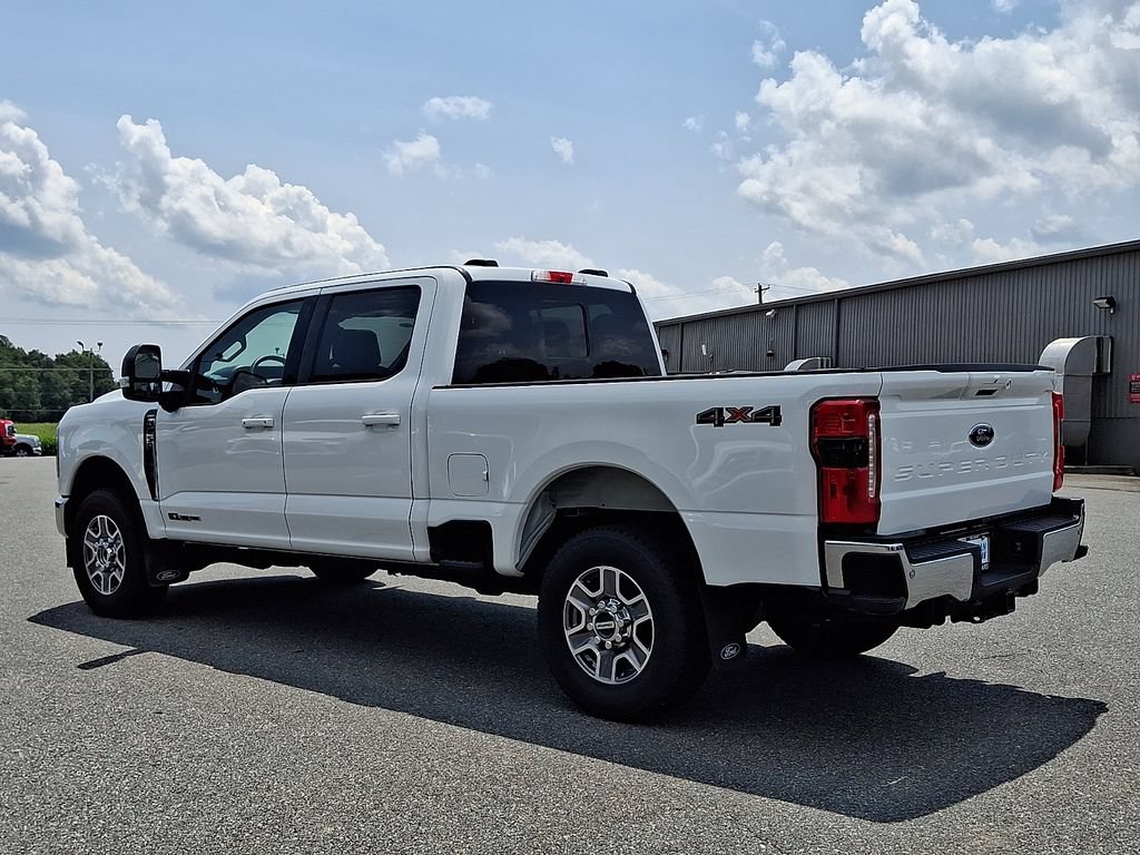 Used 2025 Ford F250 Lariat AWD/4WD image 3
