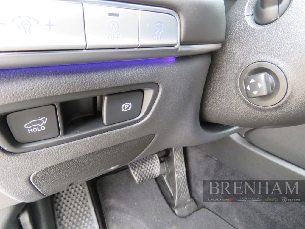 Used 2024 Genesis GV80 2.5T AWD/4WD image 14