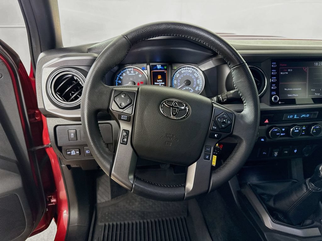 Used 2022 Toyota Tacoma TRD Sport w/ Technology Package AWD/4WD image 19