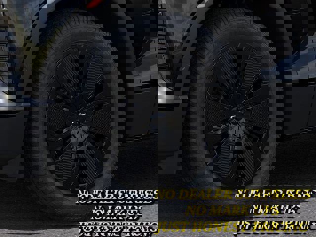 New 2025 Chevrolet Blazer EV LT image 9