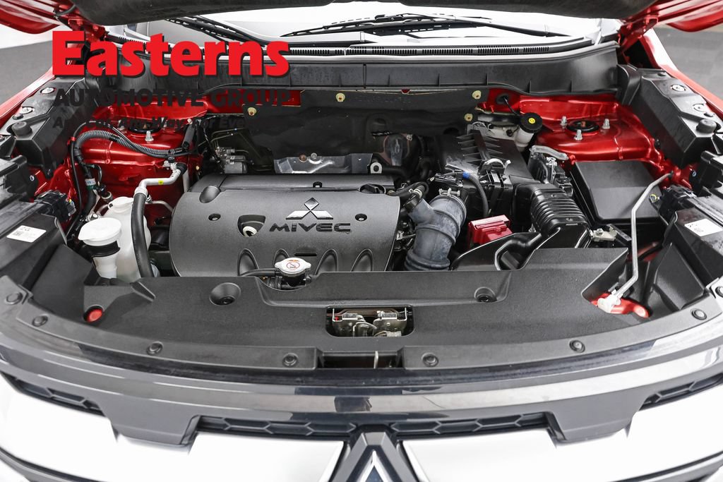 Used 2025 Mitsubishi Outlander Sport SE AWD/4WD image 7
