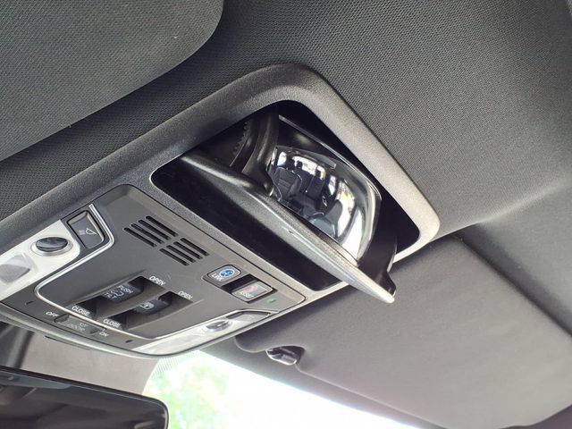 Used 2021 Honda Pilot Elite image 19