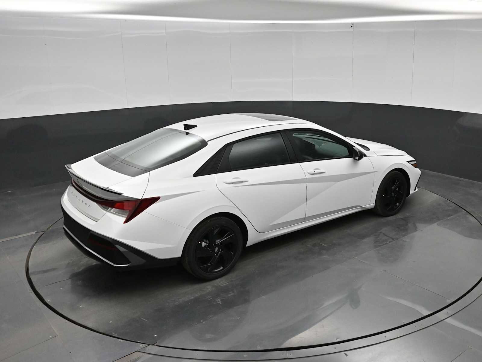 New 2026 Hyundai Elantra SEL Sport FWD image 33