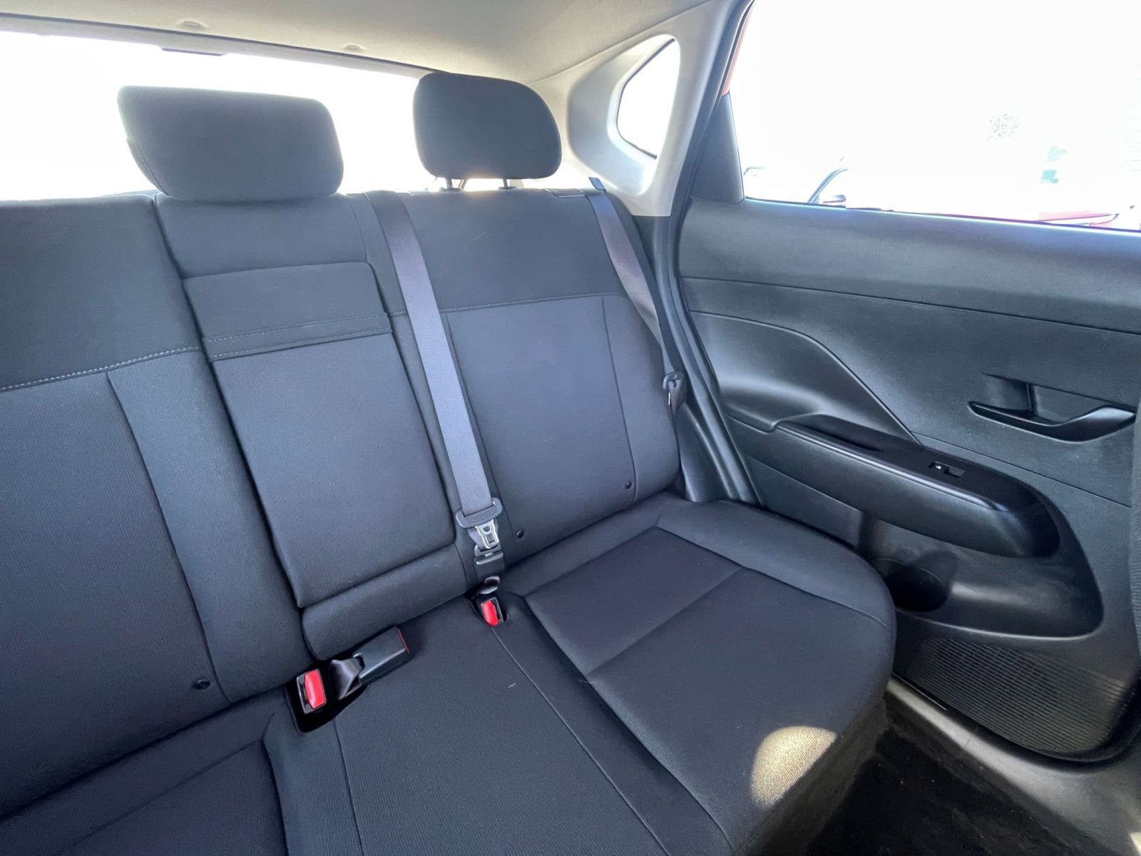 Used 2025 Hyundai Kona SEL image 32