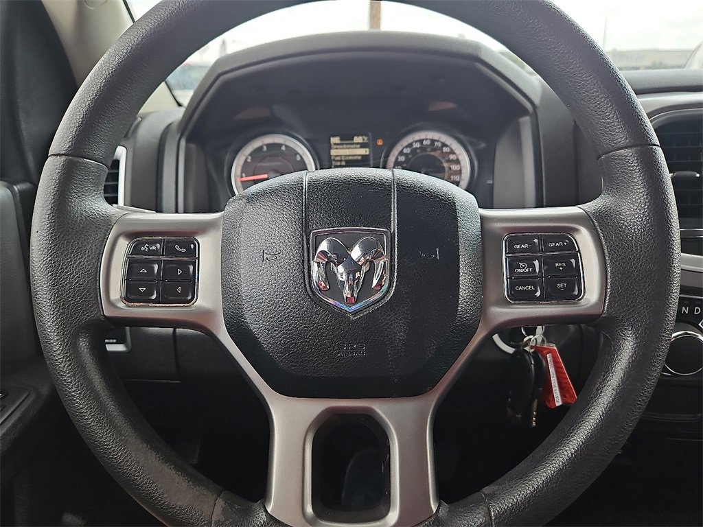 Used 2022 RAM 1500 Classic SLT image 25