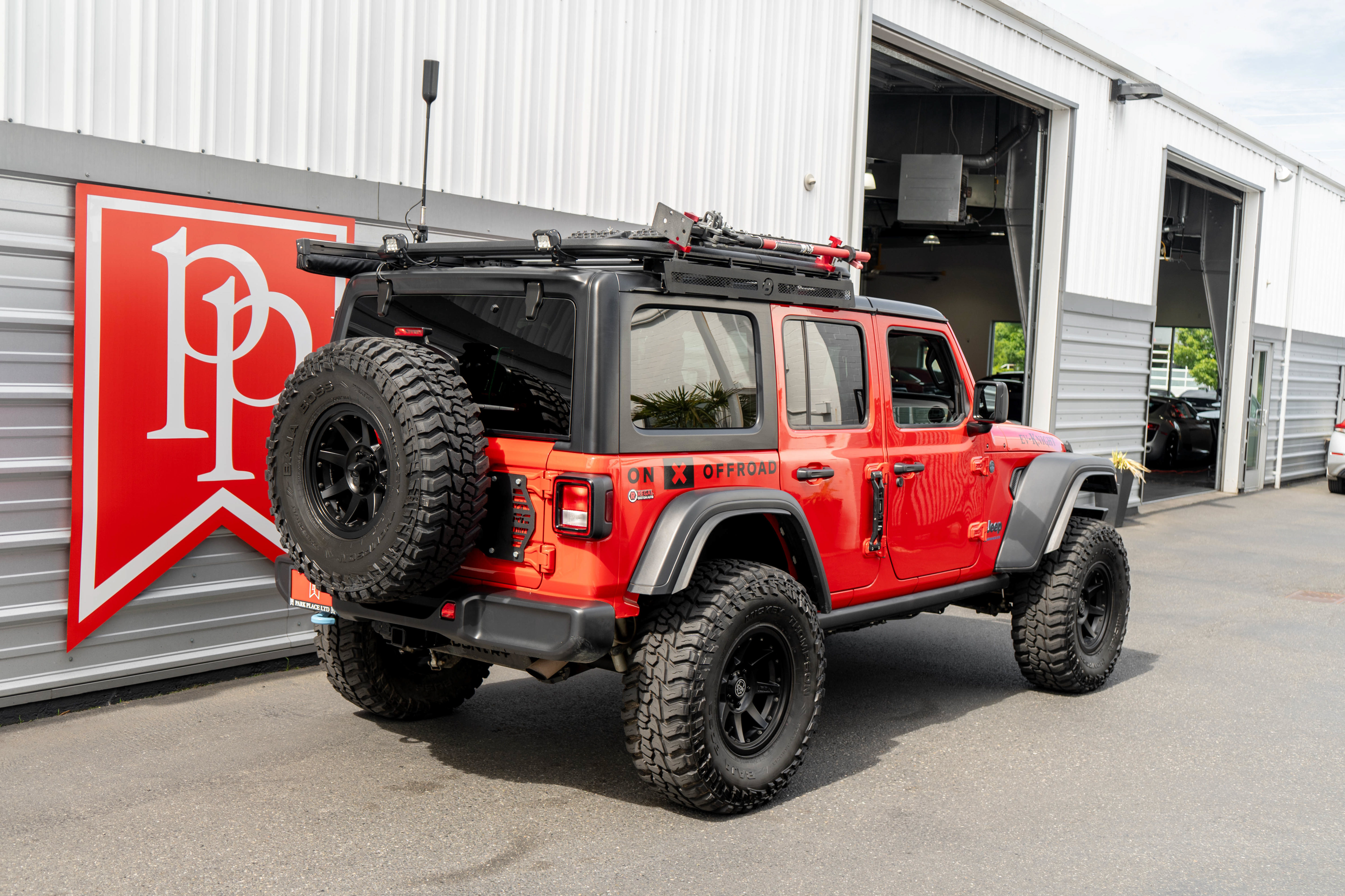 Used 2024 Jeep Wrangler Unlimited AWD/4WD image 48