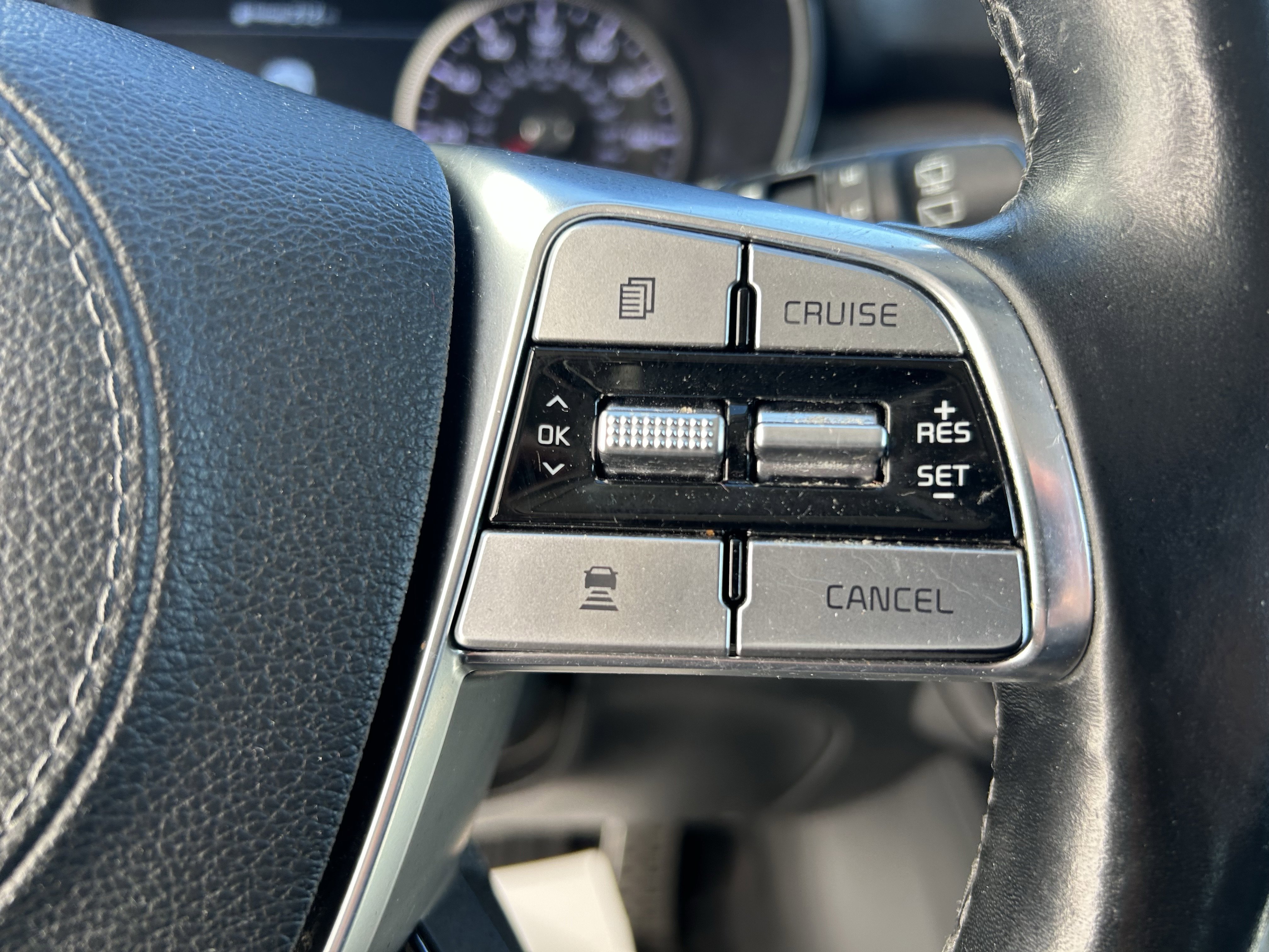 Used 2020 Kia Telluride SX w/ Towing Package AWD/4WD image 27