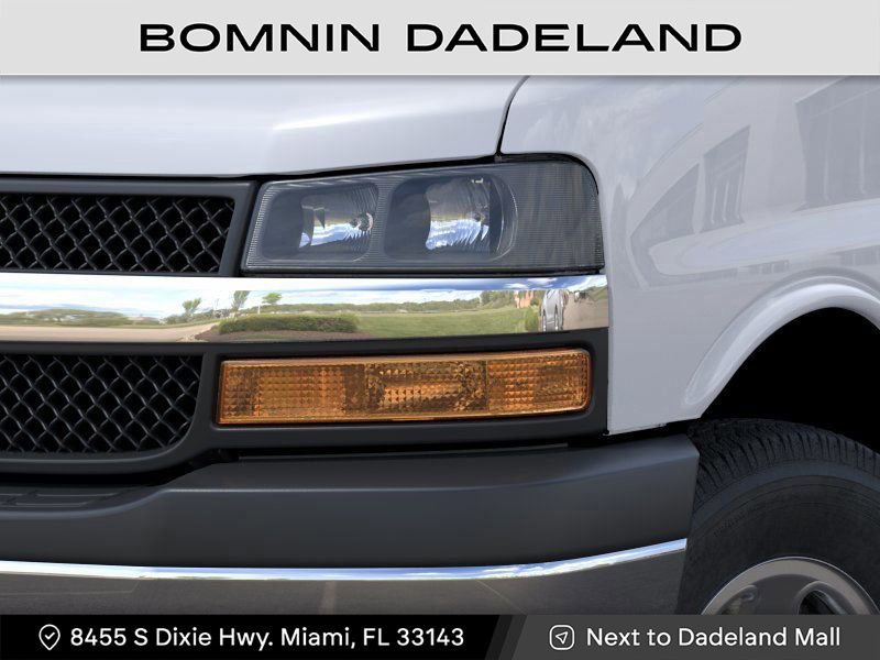 New 2025 Chevrolet Express 3500 w/ Power Convenience Package image 11