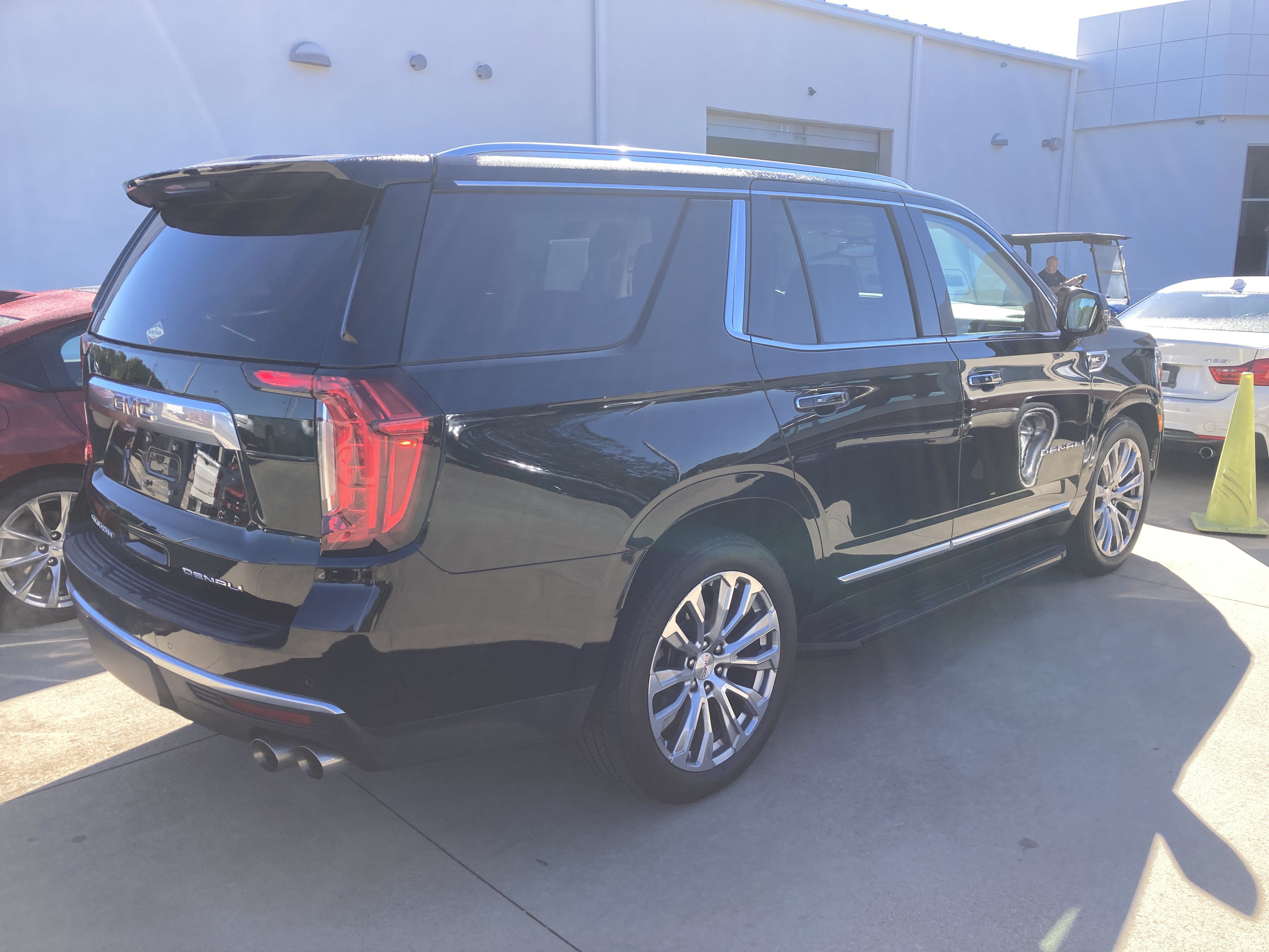 Used 2024 GMC Yukon Denali w/ Max Trailering Package AWD/4WD image 2