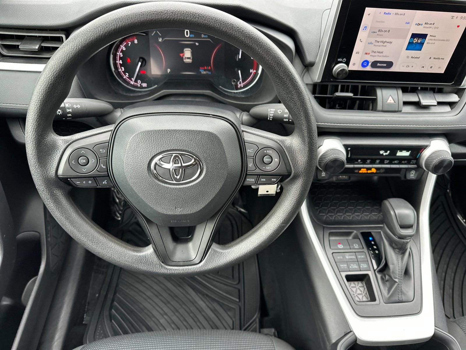 Used 2024 Toyota RAV4 LE image 13