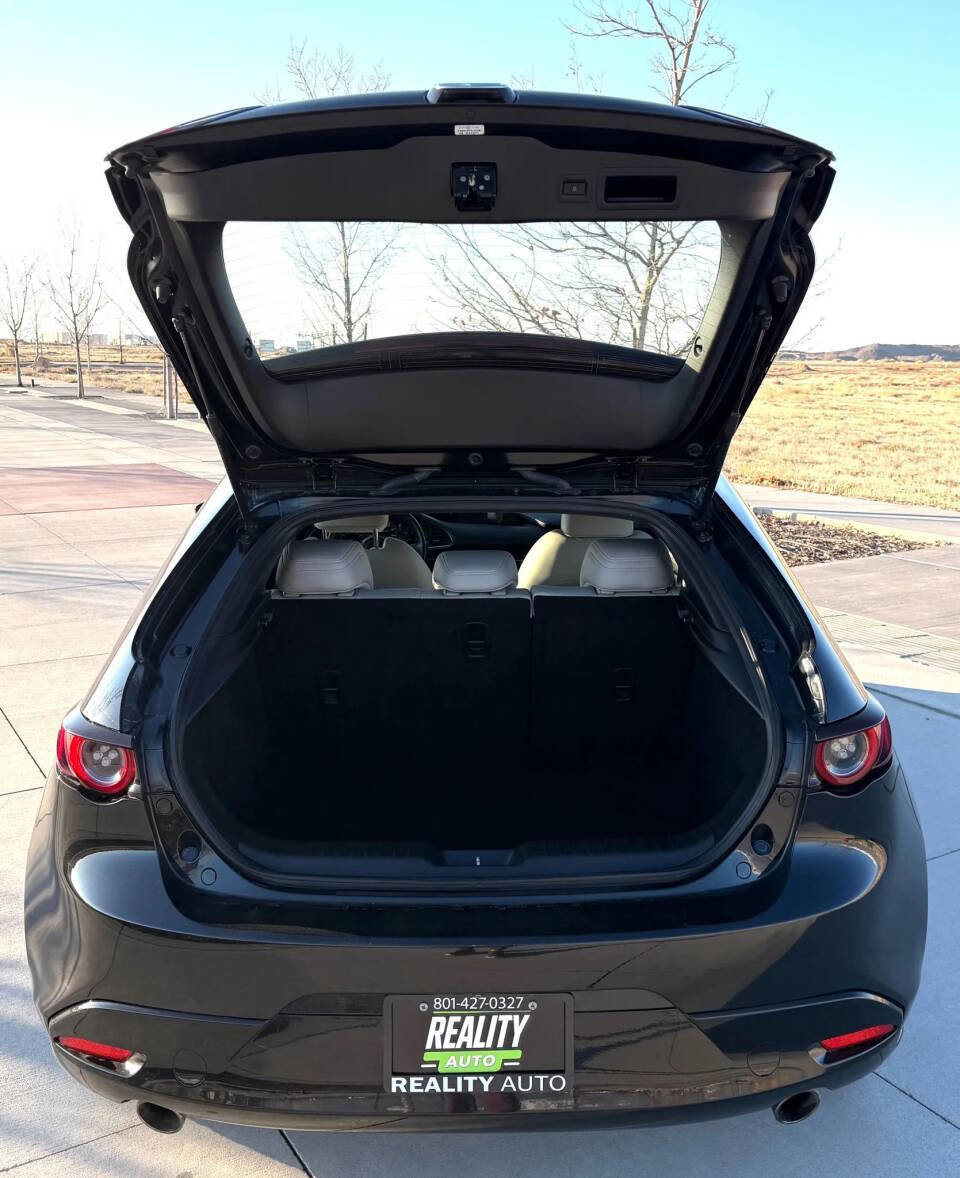 Used 2021 MAZDA MAZDA3 AWD 2.5 Turbo Hatchback image 9