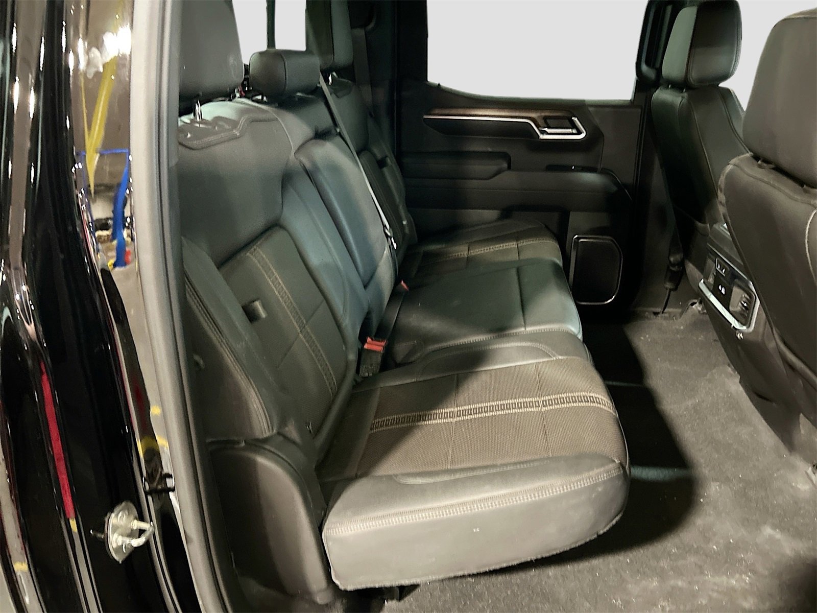 Used 2022 Chevrolet Silverado 1500 High Country w/ High Country Premium Package image 29