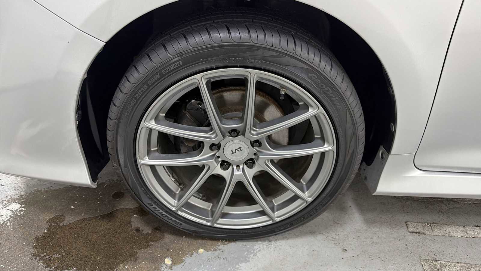 Used 2014 Toyota Camry SE image 10