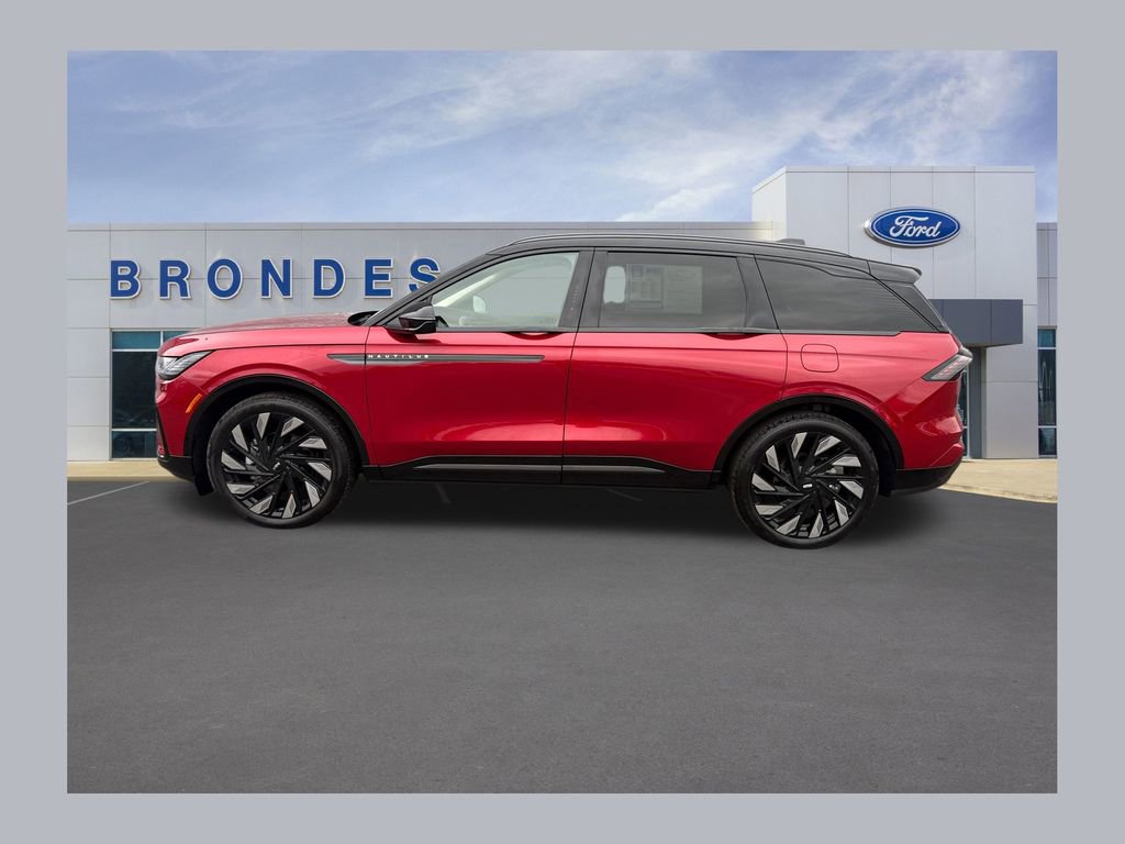 Used 2025 Lincoln Nautilus Reserve