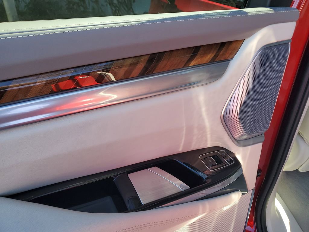 Certified 2025 Cadillac Escalade Sport Platinum w/ LPO, Floor Liner Package image 16