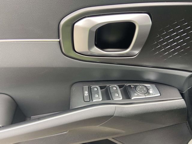 New 2026 Kia Sorento S image 12
