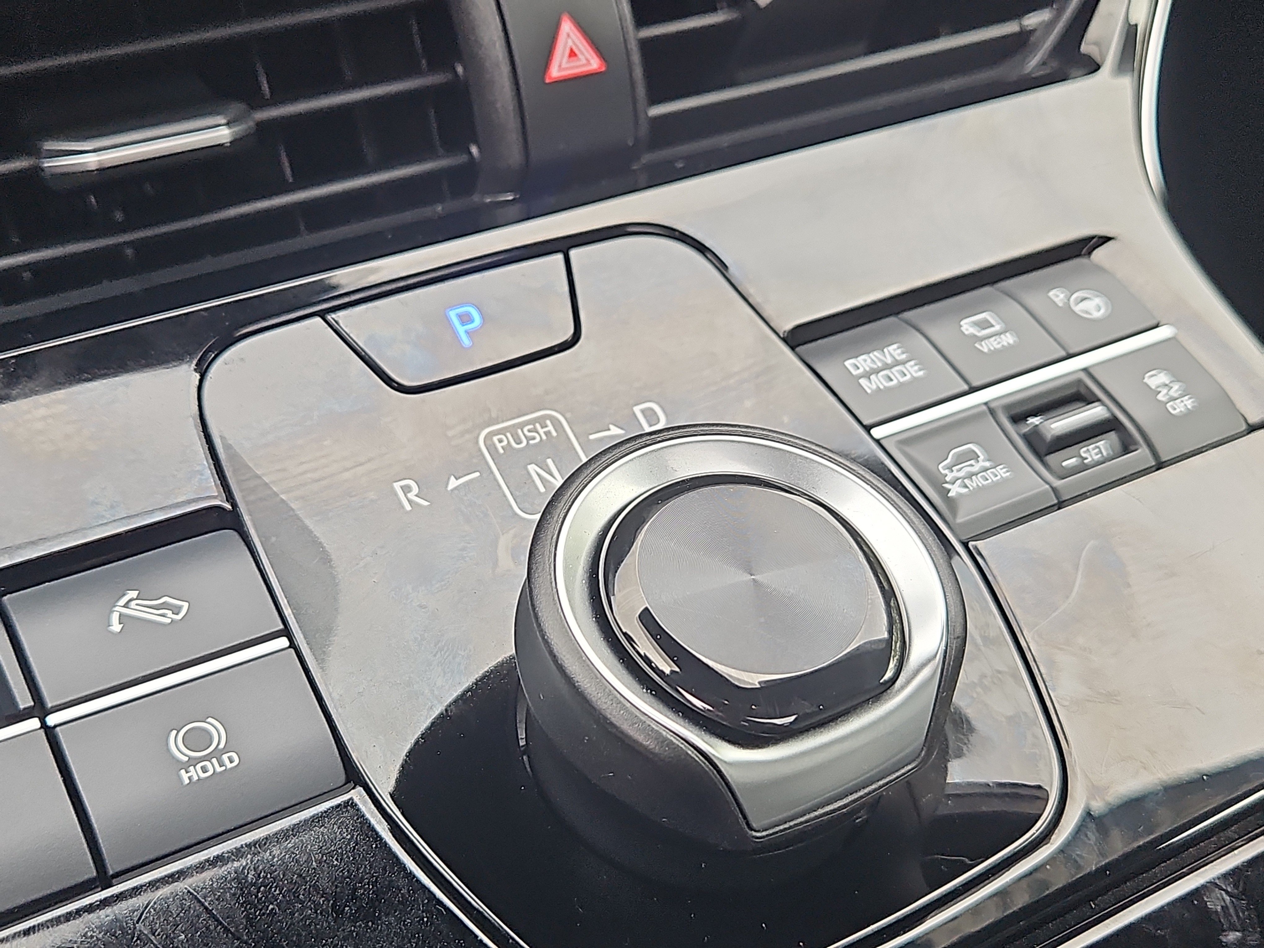 Certified 2024 Subaru Solterra AWD/4WD image 25