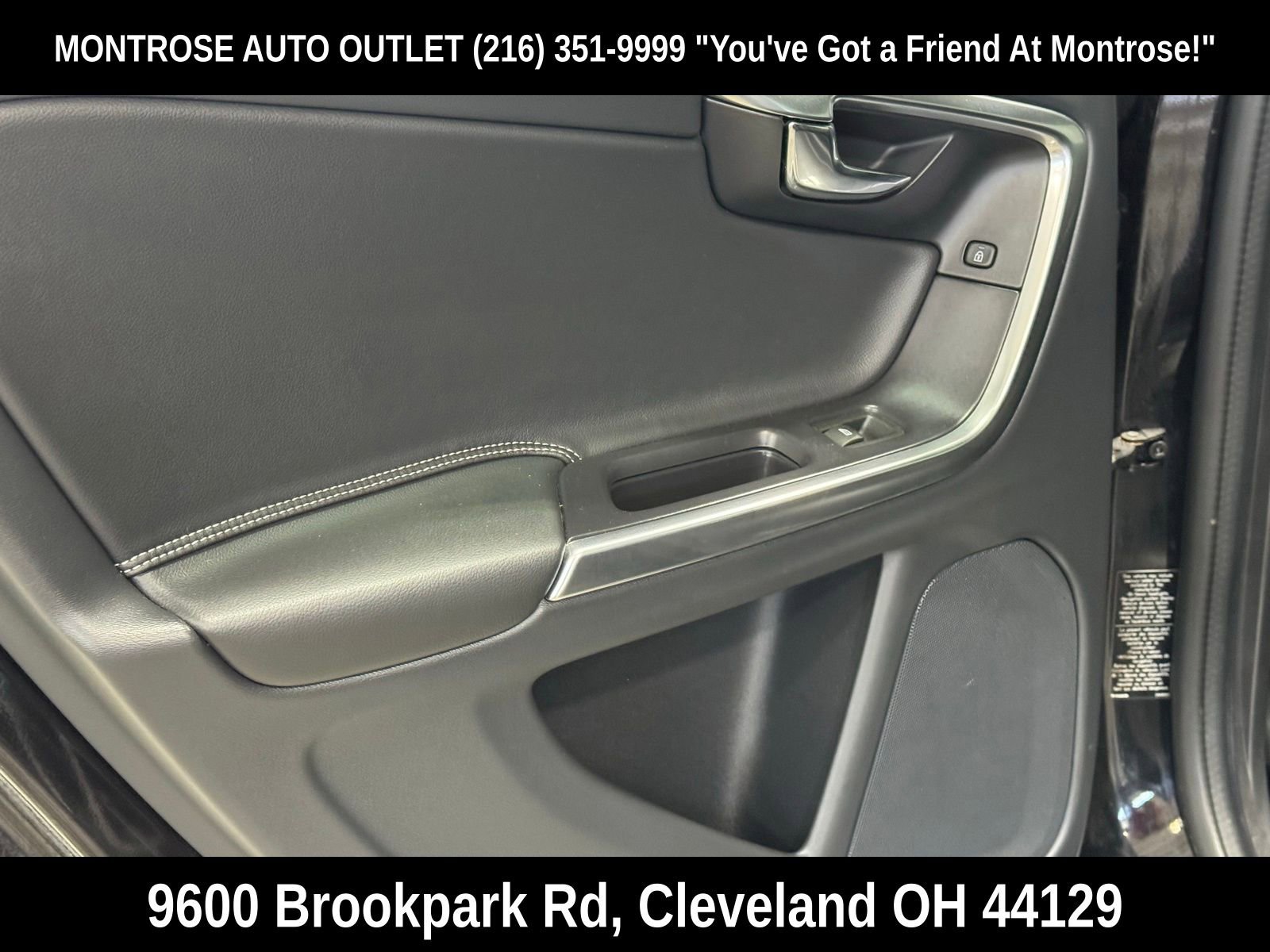 Used 2018 Volvo S60 T5 Dynamic AWD/4WD image 29