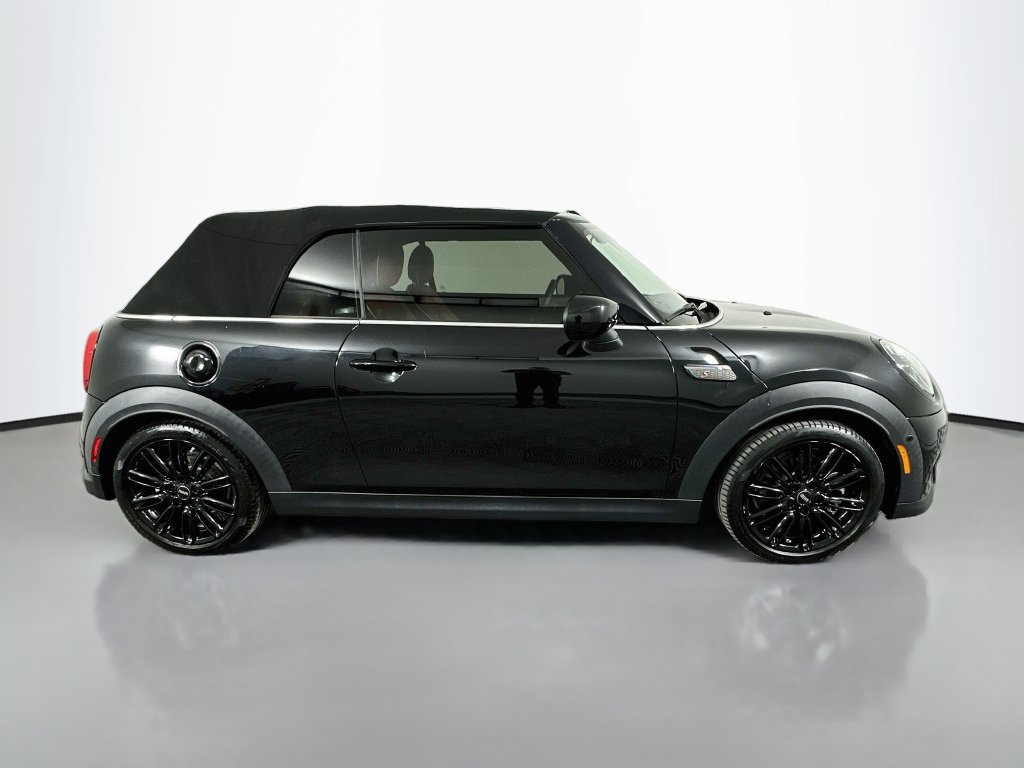 Used 2024 MINI Cooper S FWD image 4