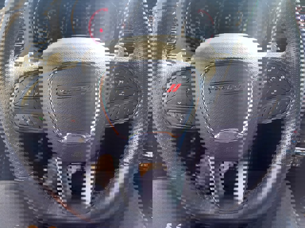 Used 2025 Dodge Durango GT image 8