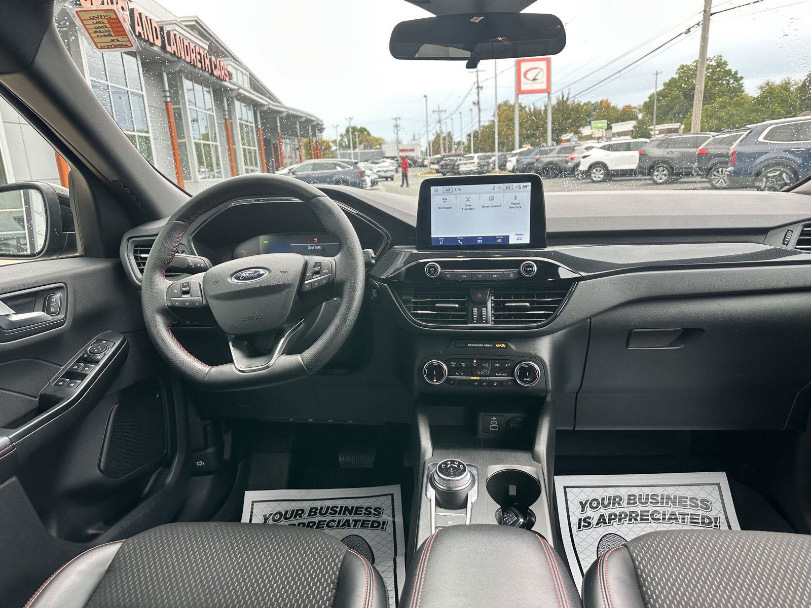 Used 2025 Ford Escape ST-Line Select AWD/4WD image 14
