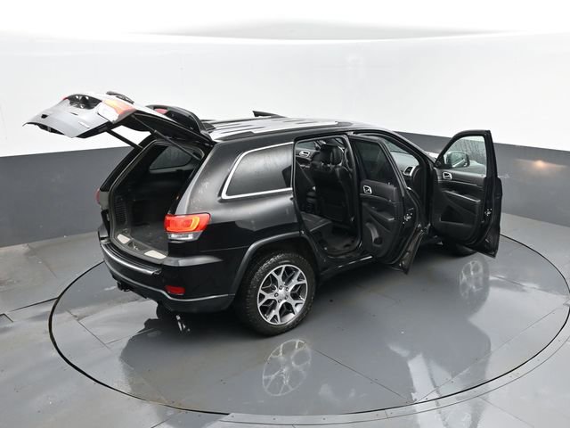 Used 2019 Jeep Grand Cherokee Limited w/ Trailer Tow Group IV AWD/4WD image 30