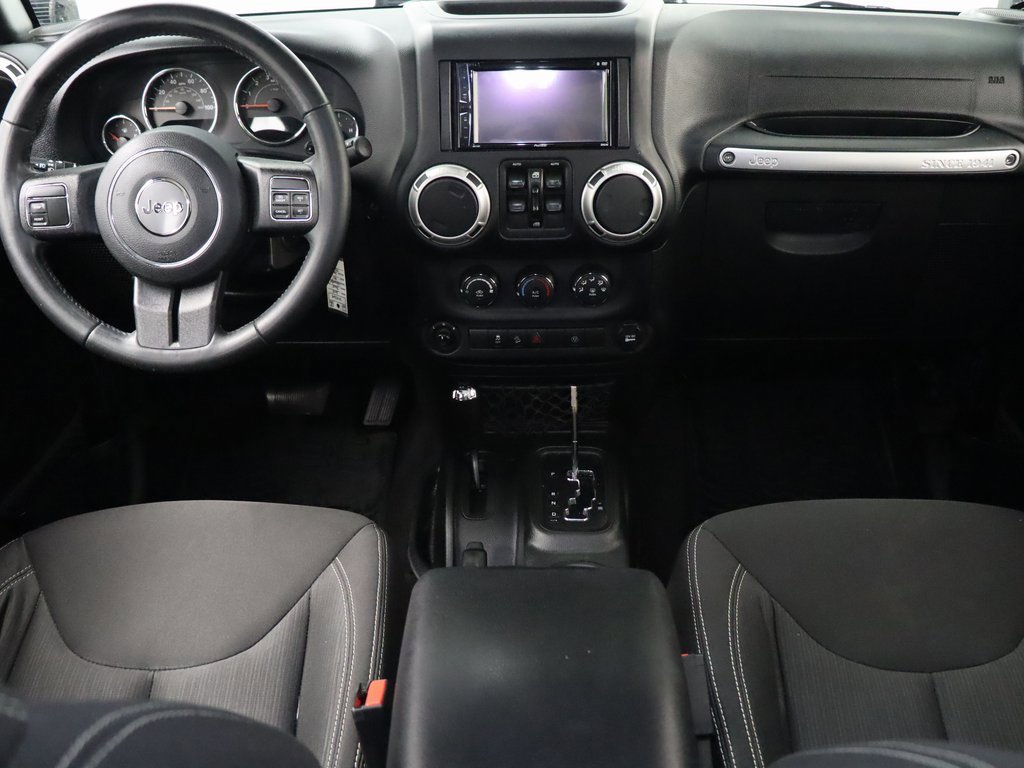 Used 2018 Jeep Wrangler Unlimited Sahara image 18